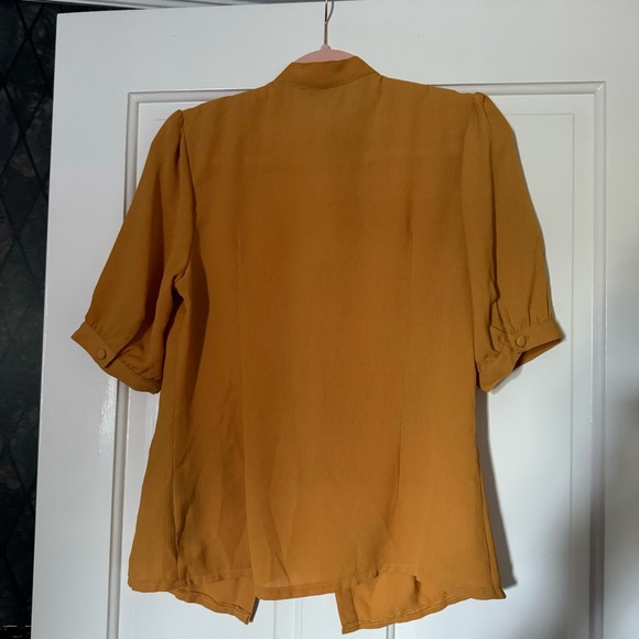 Voodoo Vixen Mustard Yellow Tie Front Top Medium - Picture 3 of 4